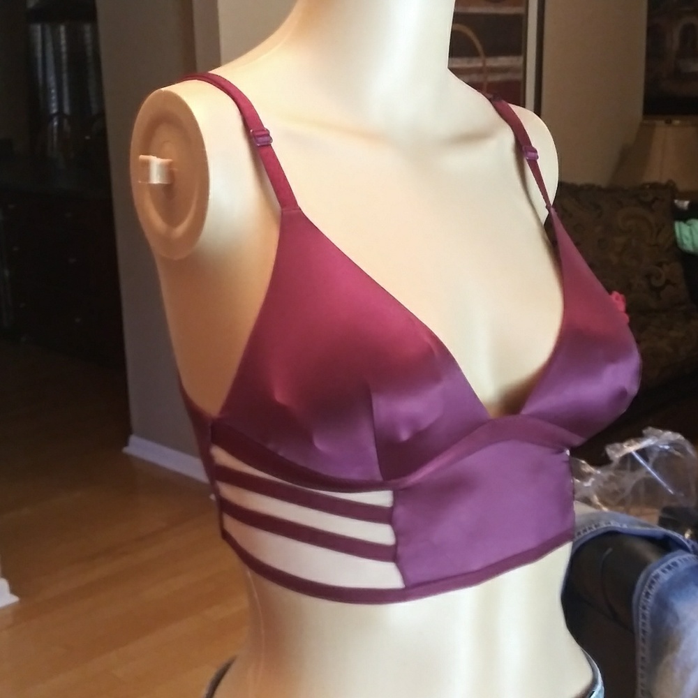 NWT Victoria Secret bra